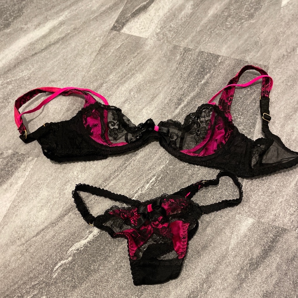 COPY - Agent Provocateur pink black Lacy satin set